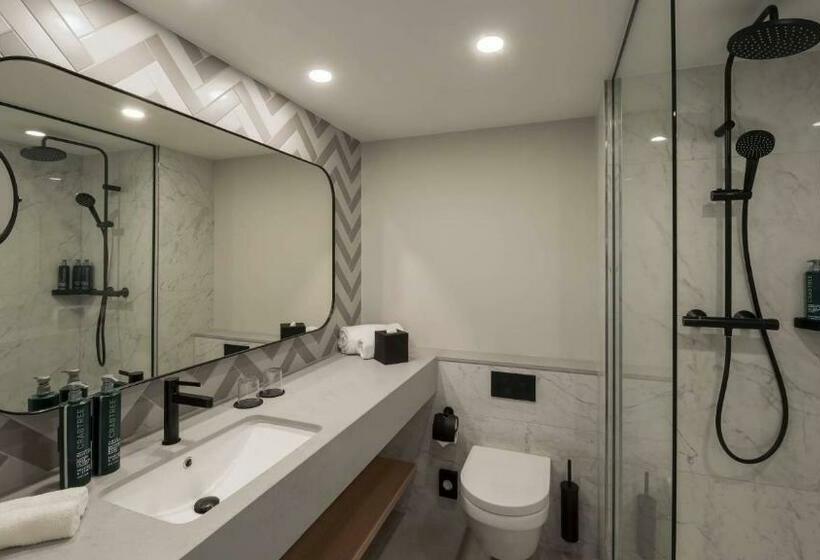 اتاق سوپریور, Doubletree By Hilton Berlin Ku Damm