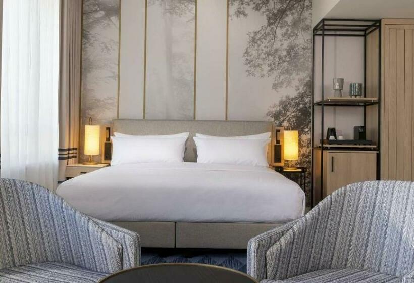 سوییت جونیور, Doubletree By Hilton Berlin Ku Damm