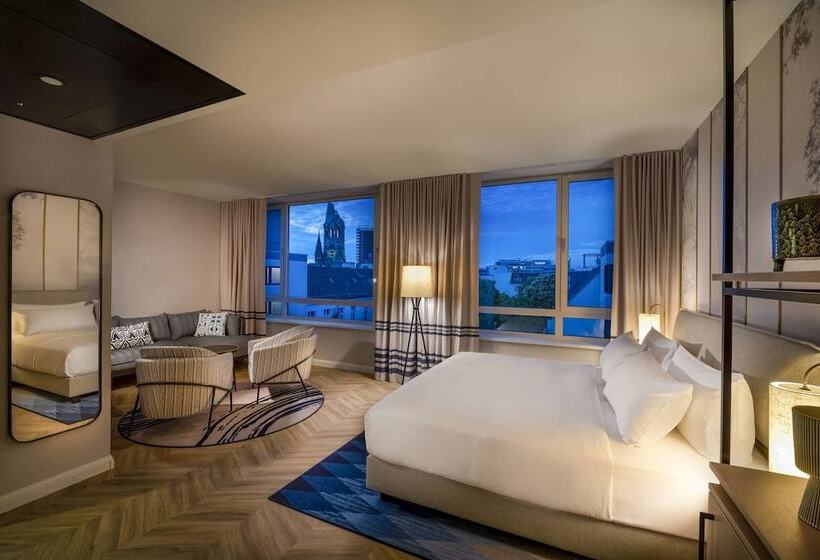 سوییت جونیور, Doubletree By Hilton Berlin Ku Damm