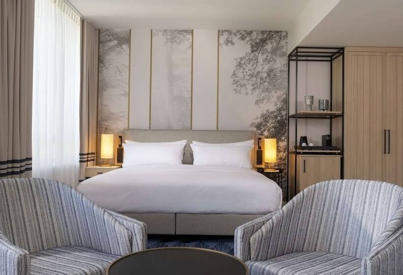 سوییت جونیور, Doubletree By Hilton Berlin Ku Damm
