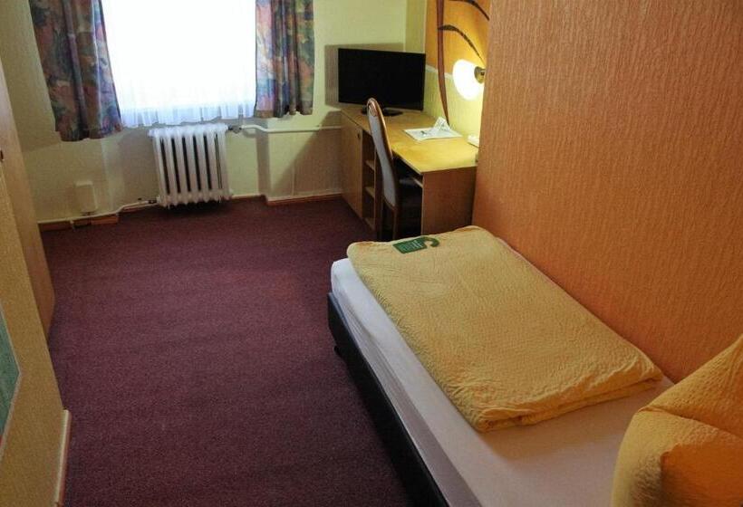 اتاق استاندارد یک نفره, Graf Pückler