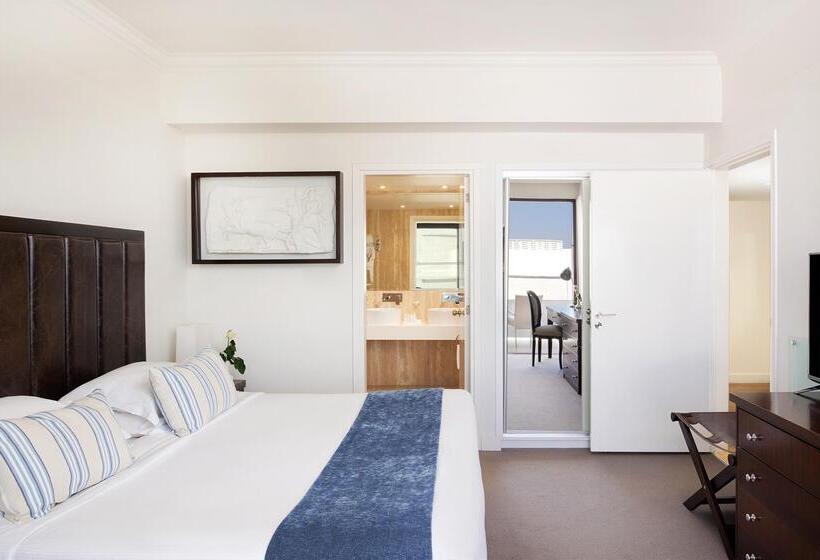 Deluxe Suite Sea View, Grecian Bay