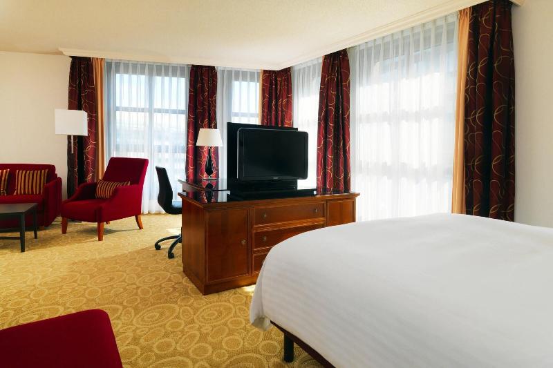 استودیو اجرایی, Hamburg Marriott