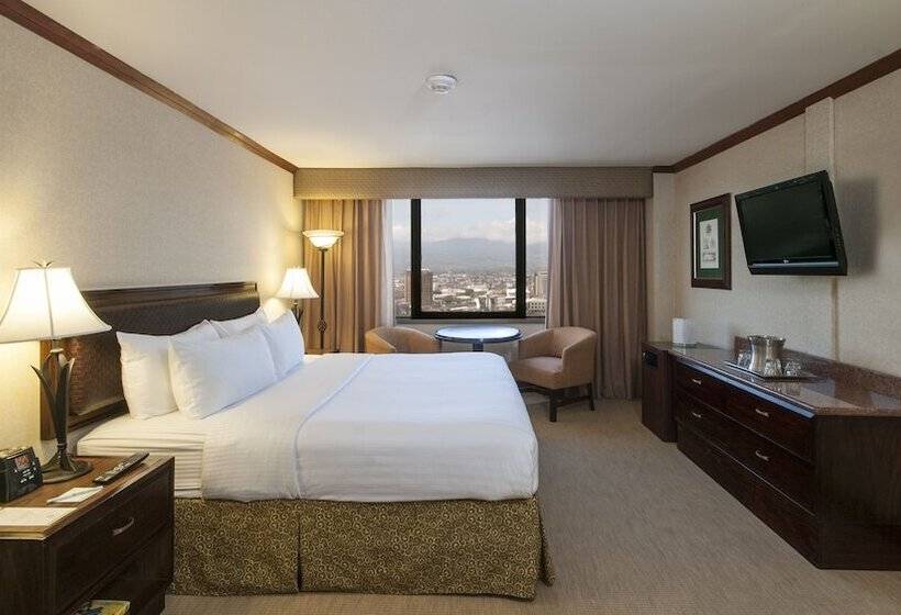 스위트, Delta Hotels By Marriott San Jose Aurola