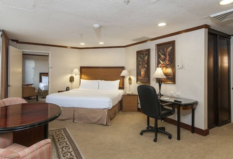 스위트, Delta Hotels By Marriott San Jose Aurola