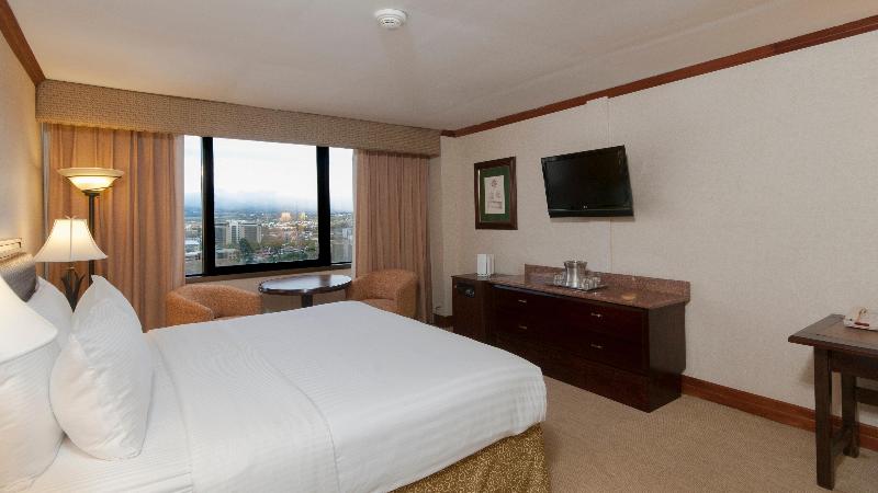 이그제큐티브 스위트 킹침대, Delta Hotels By Marriott San Jose Aurola