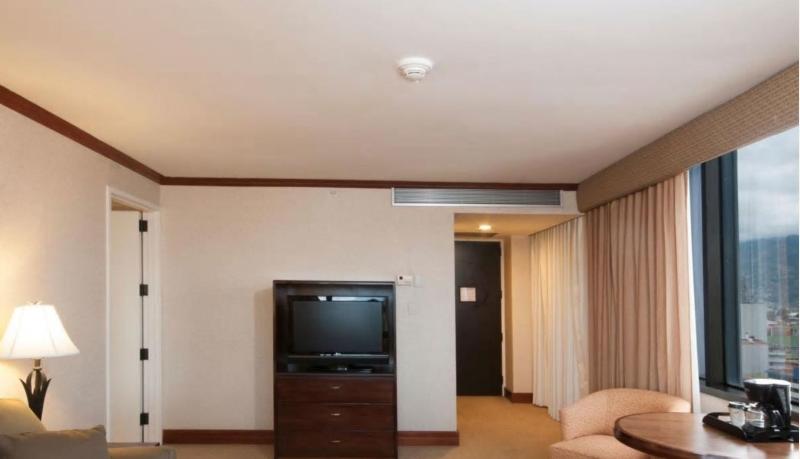 이그제큐티브 스위트 킹침대, Delta Hotels By Marriott San Jose Aurola