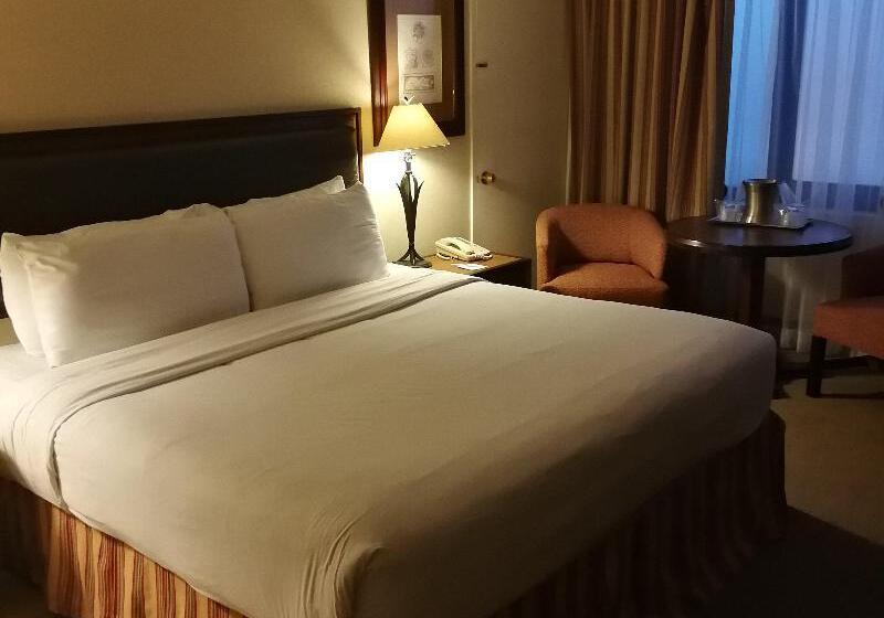 장애인을 위한 킹사이즈 침대 스탠다드 룸, Delta Hotels By Marriott San Jose Aurola