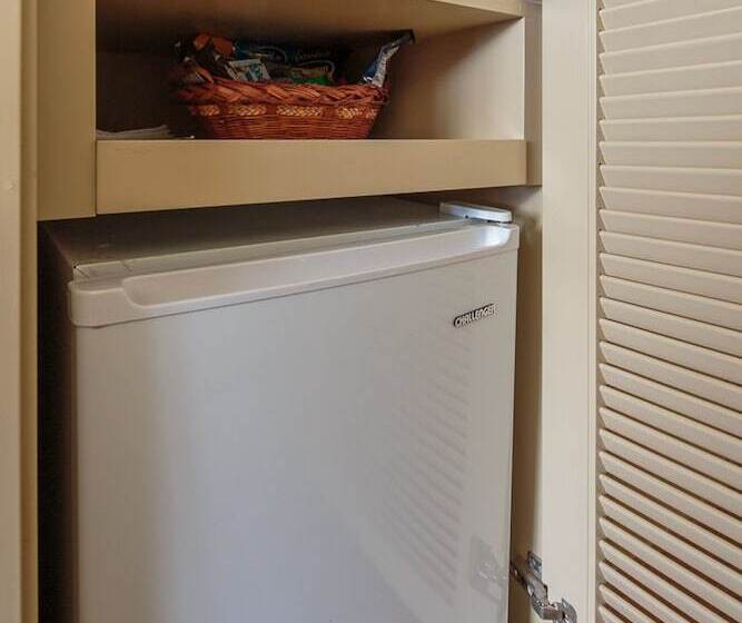 جناح جونيور, Intercontinental Medellin   Movich, An Ihg