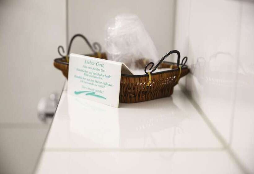 四人标准间, Marienthal Garni