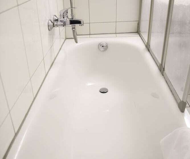 四人标准间, Marienthal Garni