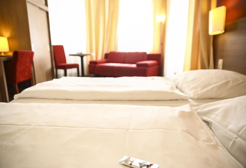 四人标准间, Marienthal Garni