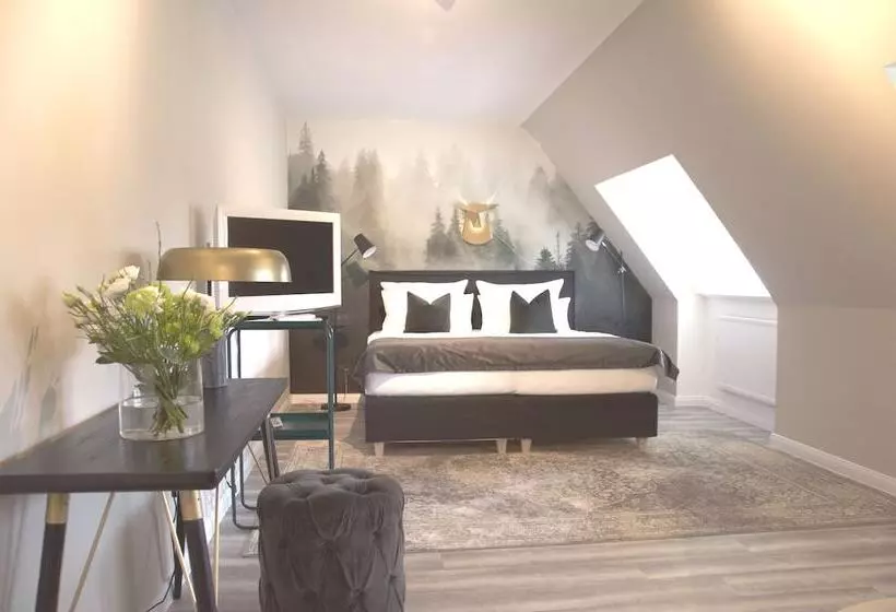 Comfort Room, Meinsbur Boutique