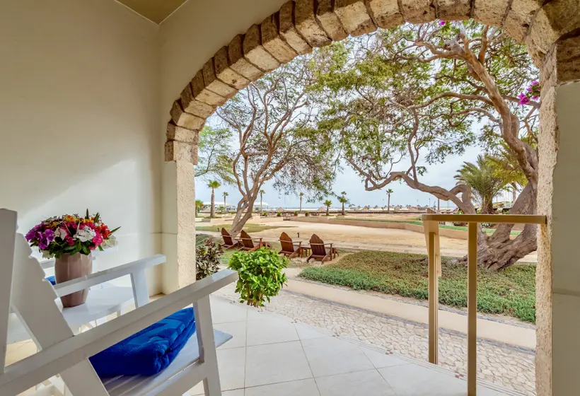 اتاق اساندارد با چشم‌انداز جانبی به دریا, Morabeza