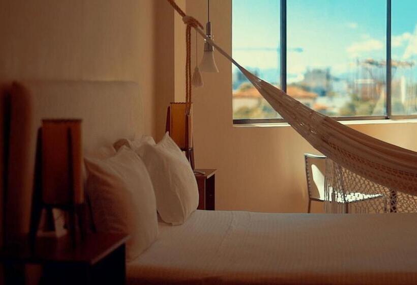 חדר סטנדרט יחיד, Sicarare