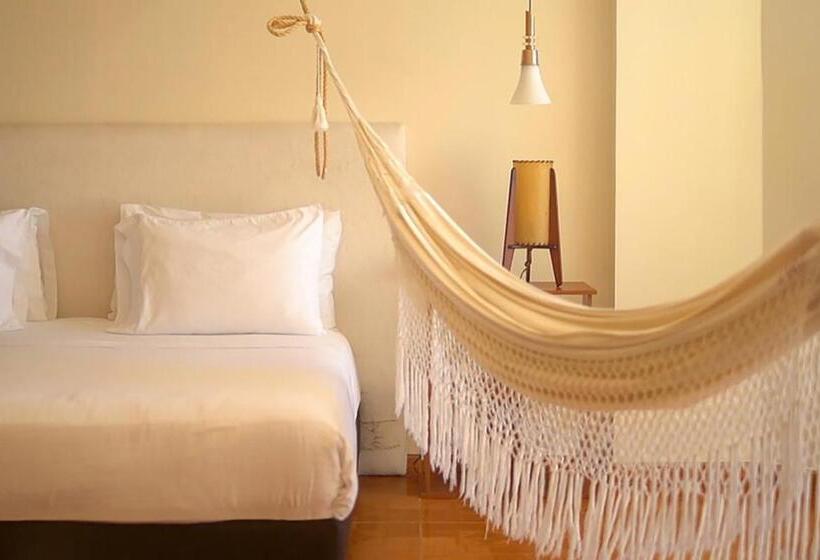 חדר סטנדרט יחיד, Sicarare