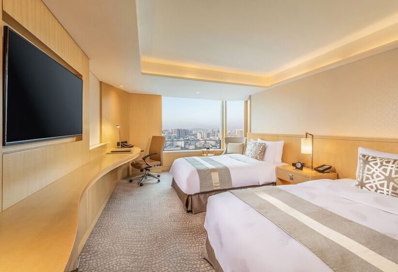 اتاق استاندارد با چشمانداز شهر, White Swan