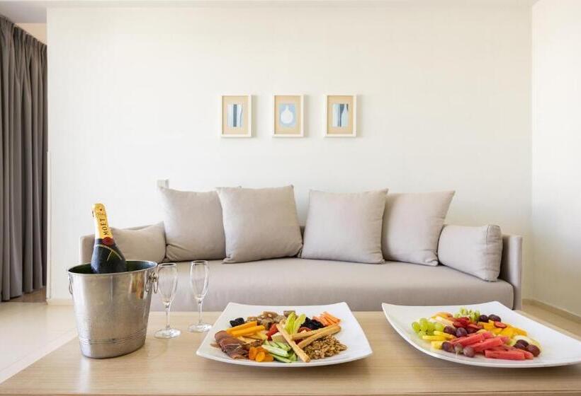 带海景的行政套房, Sandy Beach Hotel & Spa   Ex Sentido