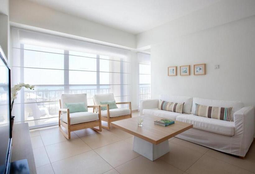 带海景的行政套房, Sandy Beach Hotel & Spa   Ex Sentido