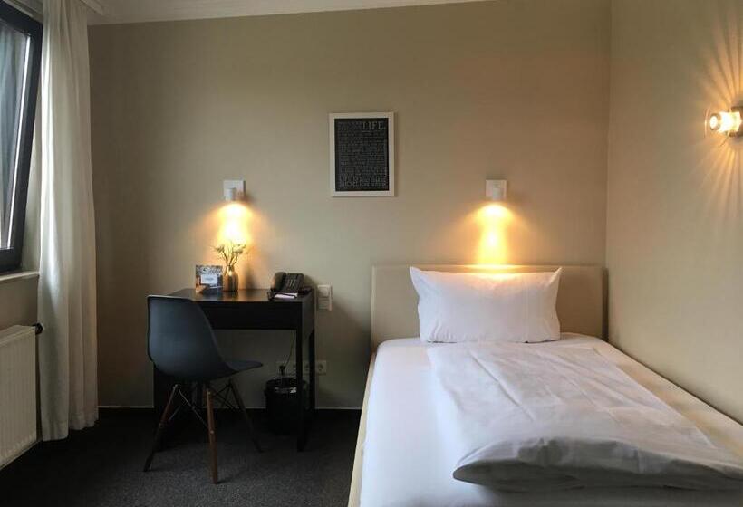 스탠다드 싱글 룸, Rugs Hotel Köln