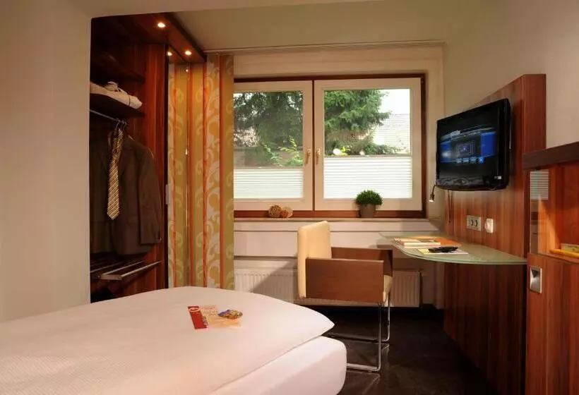Classic Single Room, Celler Tor