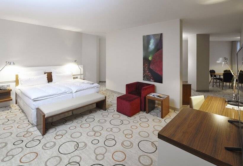 Номер Executive, Clayton Hotel Düsseldorf City Centre