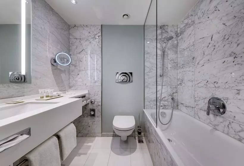 سوییت اجرایی, Clayton Hotel Düsseldorf City Centre