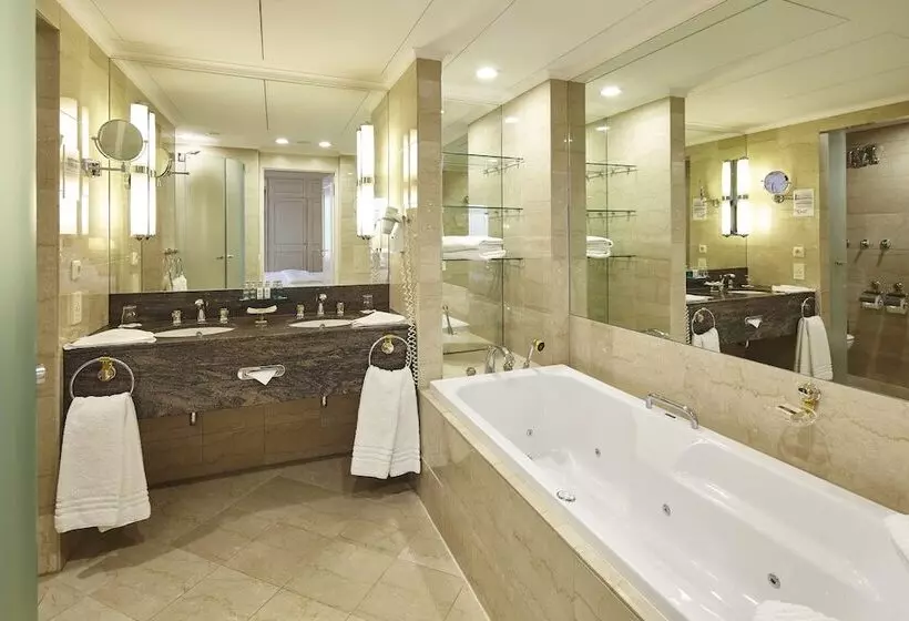 سوییت, Clayton Hotel Düsseldorf City Centre