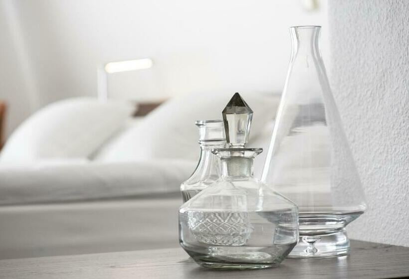 스탠다드 룸, Friederike