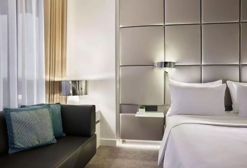 اتاق لوکس, Lindner Hotel Dusseldorf Seestern, Part Of Jdv By Hyatt