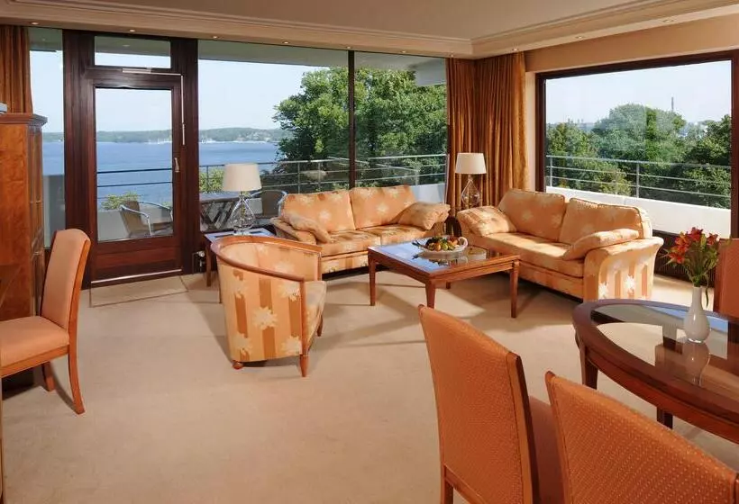 Sviitti, Maritim Hotel Bellevue Kiel