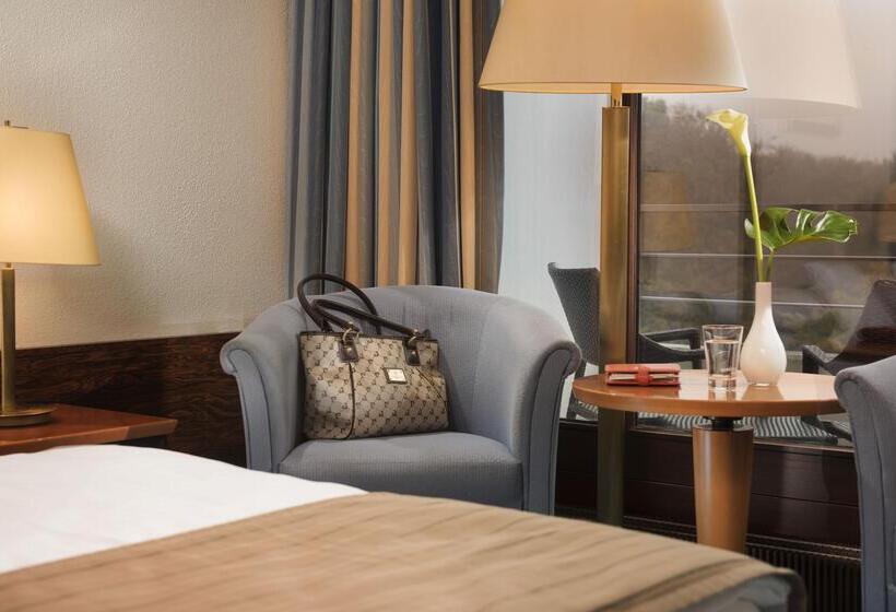 חדר יחיד קלאסי, Maritim Hotel Bellevue Kiel