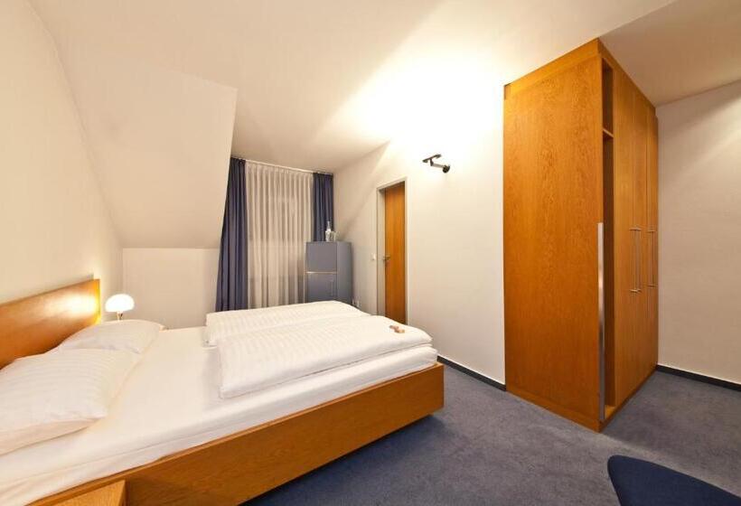 Номер Стандарт, Select Hotel Silence Garden Köln