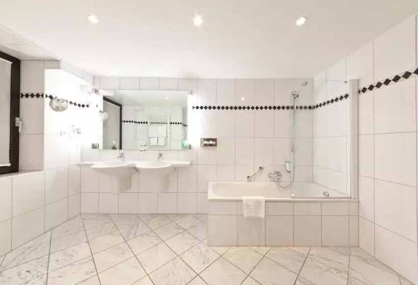اتاق استاندارد, Select Hotel Silence Garden Köln