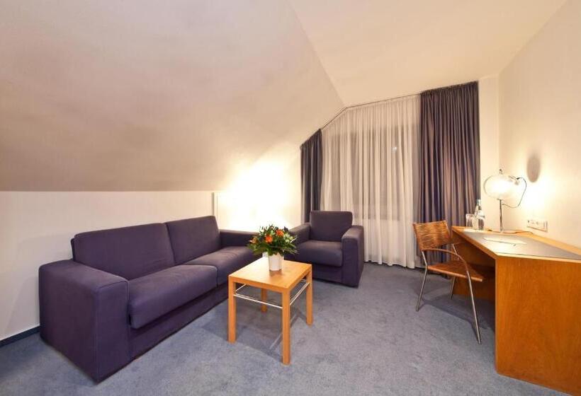 Трехместный Номер Комфорт, Select Hotel Silence Garden Köln