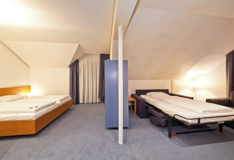 غرفة كومفورت ثلاثية, Select Hotel Silence Garden Köln