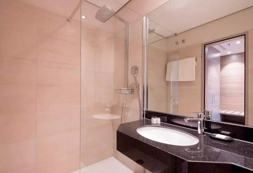 Club Room, Sheraton Duesseldorf Airport