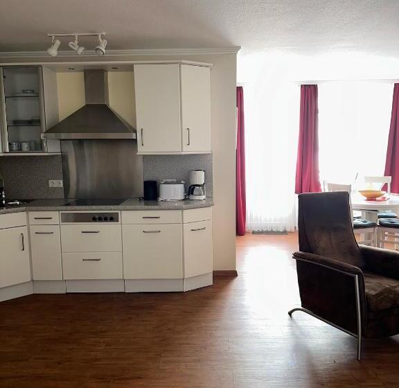 شقة غرفة واحدة مطلة على البحر, Strand