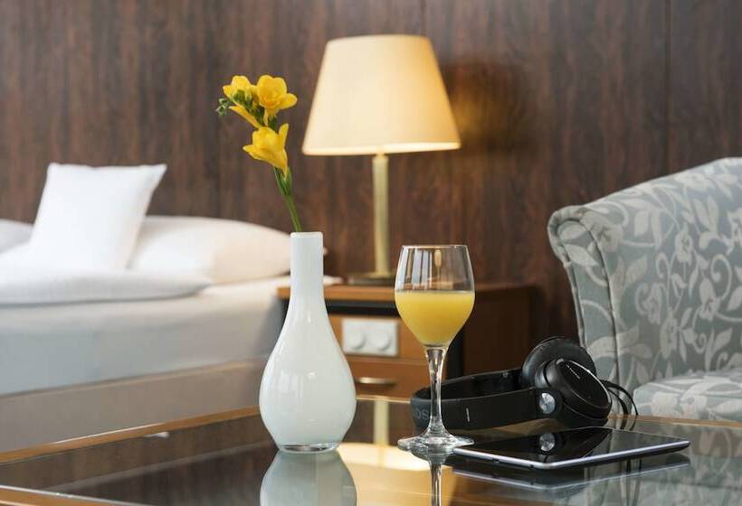 חדר קומפורט, Maritim Hotel Bellevue Kiel