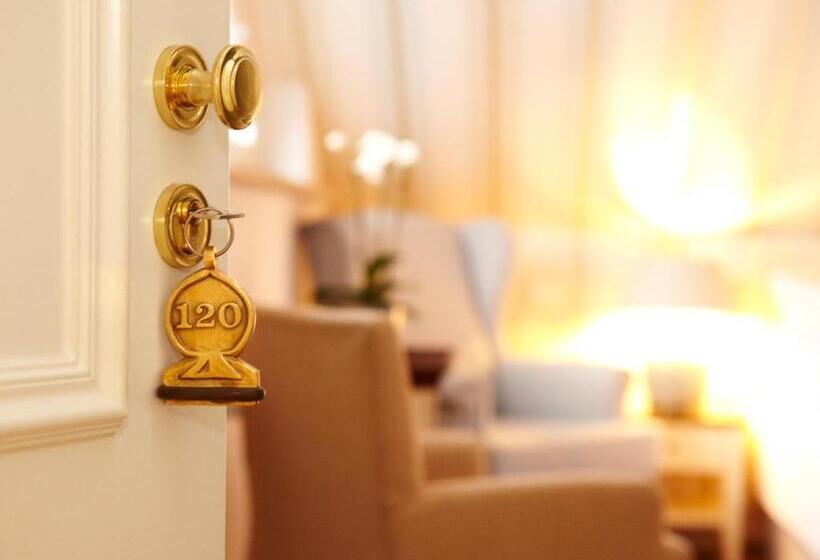 带阳台的高级房间, Fuchsbau Romantik Hotel & Spa Restaurant & Fox Bar