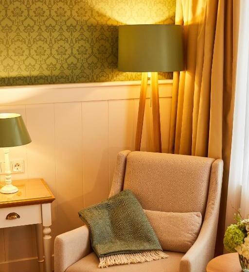 带阳台的高级房间, Fuchsbau Romantik Hotel & Spa Restaurant & Fox Bar