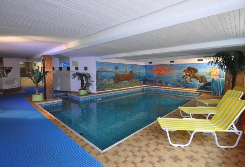 غرفة قياسية مطلّة علي البحر مزوَّدة بشُرفة, Apart Hotel Stadtgarten