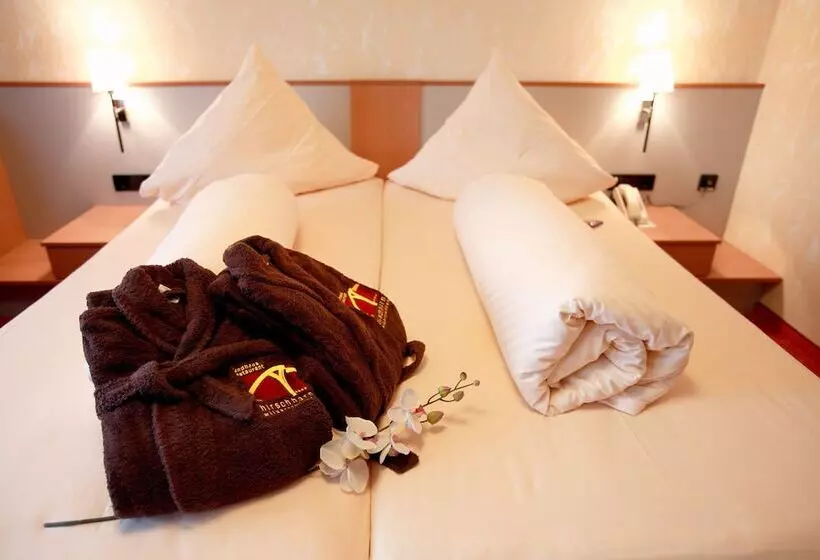 ダブルベッドのベーシックルーム, Am Hirschhorn Wellness Spa And More