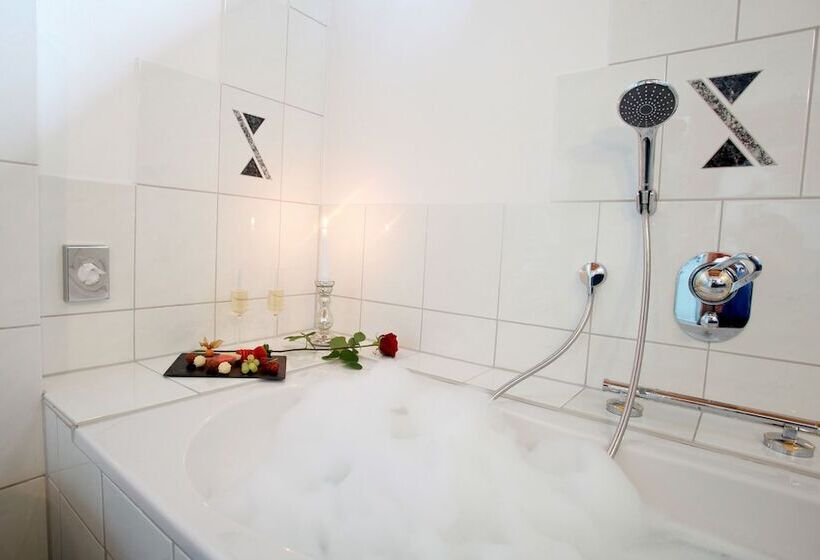 Студия Deluxe, Am Hirschhorn   Wellness   Spa   And More