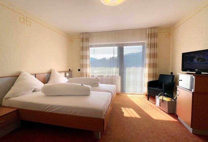 Номер Базовый Двуспальная Кровать, Am Hirschhorn   Wellness   Spa   And More