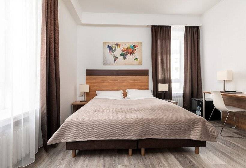 Номер Стандарт, Am Ludwigsplatz