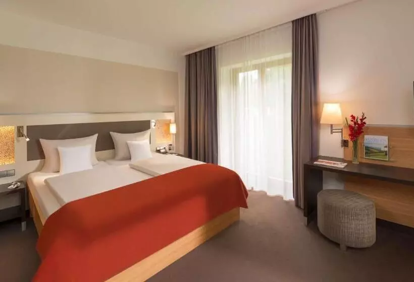 スーペリアールーム, Dorint Thermenhotel Freiburg