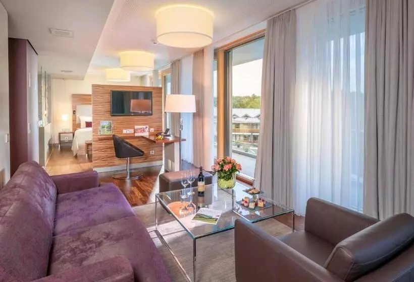 テラス付きジュニアスイート, Dorint Thermenhotel Freiburg