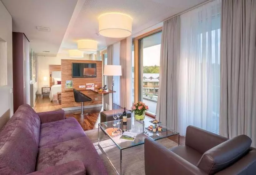 テラス付きジュニアスイート, Dorint Thermenhotel Freiburg