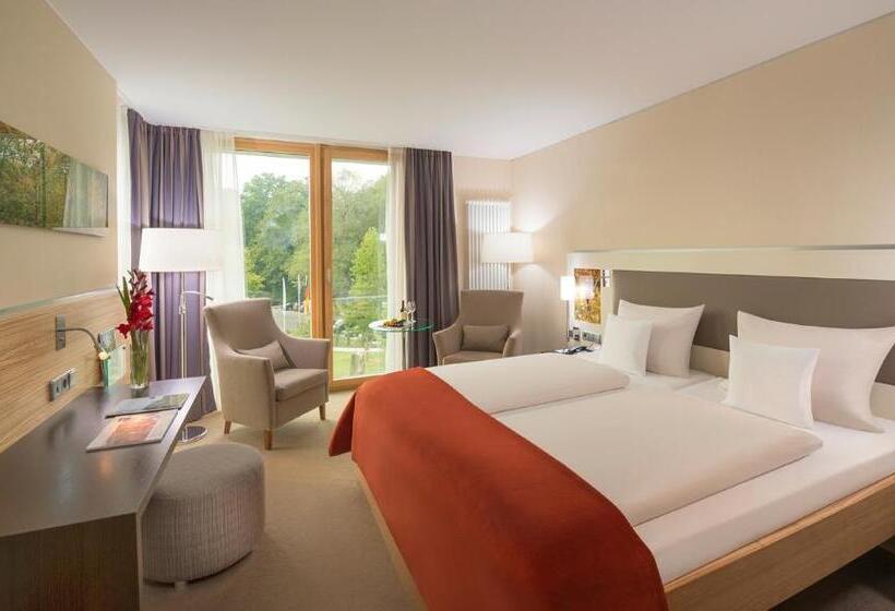 Номер Стандарт с Террасой, Dorint Thermenhotel Freiburg